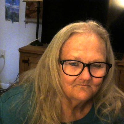 karensuesebesta's profile picture. 