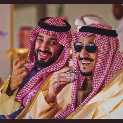 الله ... المليك ... الوطن. كلنا شركاء في الوطن مهما تعددت قبائلنا و أعراقنا و مذاهبنا.