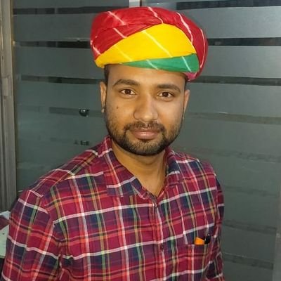 vivekmishra1302's profile picture. Optometrist