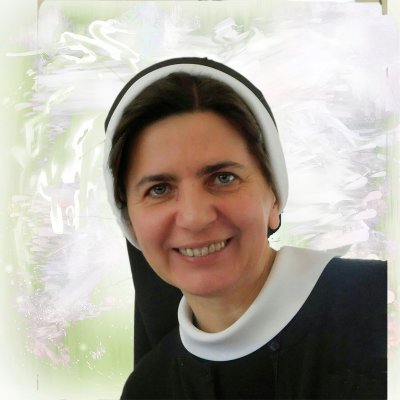 Sr. Amata Jolanta Nowaszewska, Congregation of the Sisters of the Holy Family of Nazareth (CSFN), presently working in communications.