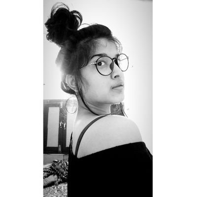 thatfinebitchhh's profile picture. Tall.Truffles. Phoebe irl.