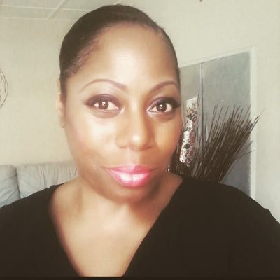 veronawhitehair's profile picture. Your hair is my passion. CEO of Afro Hair Growth Challenge on FB and IG Author of '20 DIY Recipes for Curly Afro Hair' (Amazon) , Professional Wig Technician