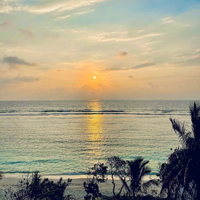 Mareeham07's profile picture. Love and light 💡