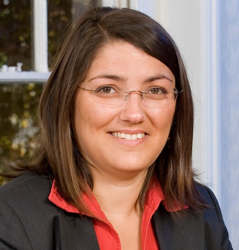 Accountant for SME's & #Charities, networking junkie, #property investor,mum and wife. Interested in health and wealth. Loves animals & travel (not together!)