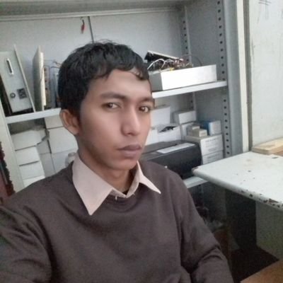 Topan_F's profile picture. Indonesia university of education
electrical engineering '09

teacher of mechatronics at smkn 1 batam