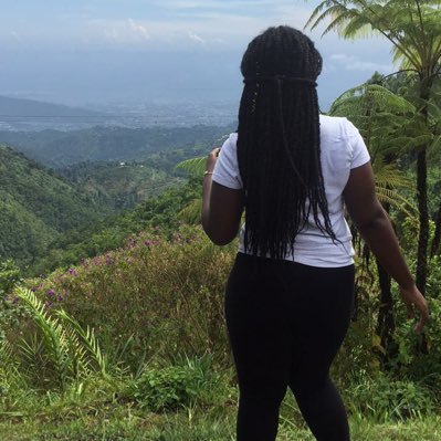 Avid reader 📖. | Feminist 🚺 | Jamaican 🇯🇲