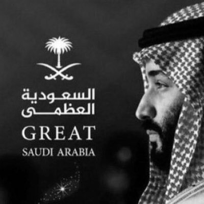 تسكنني امراه كبيره في السن تسقيني الكثير من حكمتها... لذا لايروق لي الكثير من جيلي