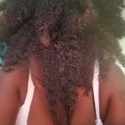 laitoyia's profile picture. My Aim is to try and turn every day into a Beach day :) #Beach_baby oh! and World Peace #NatureLover #PortlandCountrygal 🤗