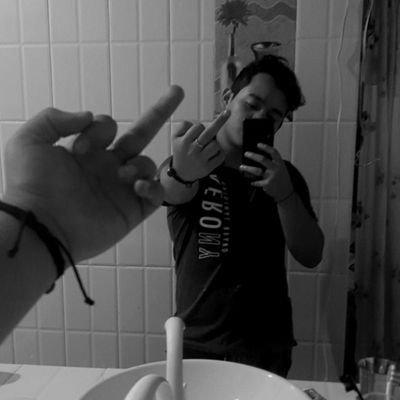 IvanCuate5's profile picture. 