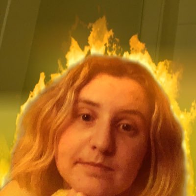 evansmadelinee's profile picture. wellesley ‘23 • be funky. be you. • she/her