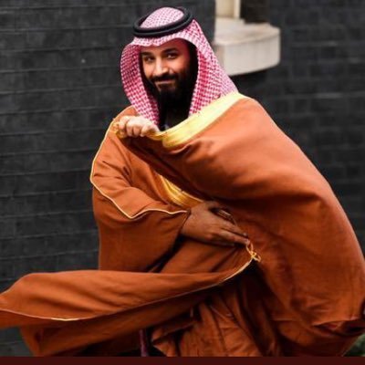 موظف فى محل ذهب خريج آداره اعمال جامعه الملك فيصل ~ اسأل فانأ هنا لخدمتكم واﻻجابه على استفسارتكم قد تجد فى المفضله مايهمك ويساعدك ع فهم الذهب (حساب شخصى)