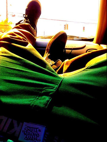 Tony_Reiid's profile picture. I´ll think about something... I dont have much 2 say (but if u follow me I´ll follow u back) ;)