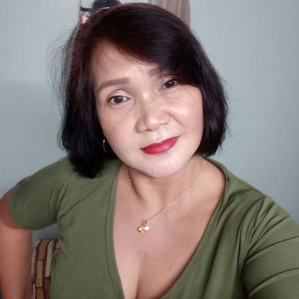 AnalizaHo's profile picture. bonding monent together with my family