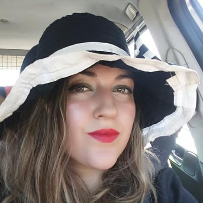 Bienvenu sur ma page je suis Andrea je suis la pour les loisirs!