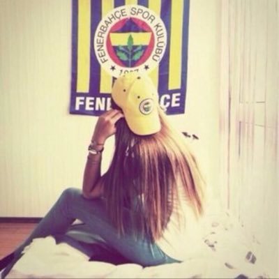 hazalcelebi1907's profile picture. Takibe takip 🤓 Fenerbahçe ve Nazım Sangaré aşığı ⛔ DM yok