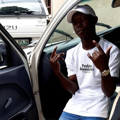 we Hustling in different many ways in order to get cash šøš°š¤ā¤......
let's keep doing what we can do š¤ā¤
#ain't quiting