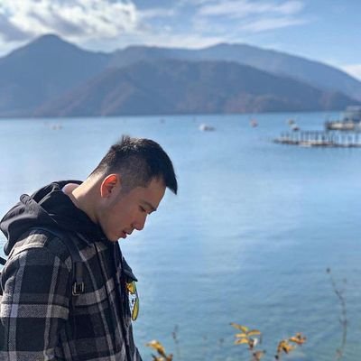 An horticulturist
Based in Hong kong