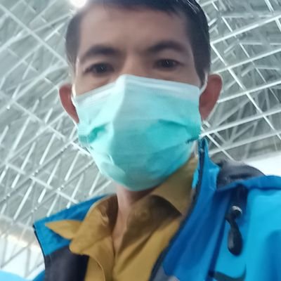 bekerja mencari cinta