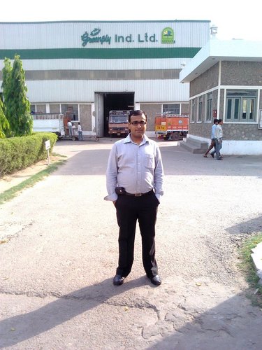 thesjain's profile picture. 