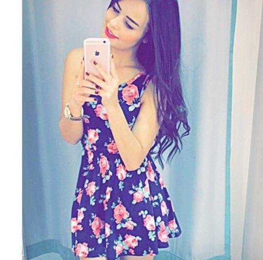 Sexy girl is looking to meet new people.Follow me and you´ll receive my hot photos in Direct