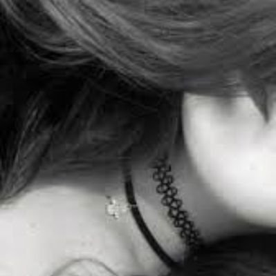 qSmhohN93DIzfRz's profile picture. ‏جِمَيِّلَهِ بِګلَ أَّّسلَوِبِهِأّ 💜