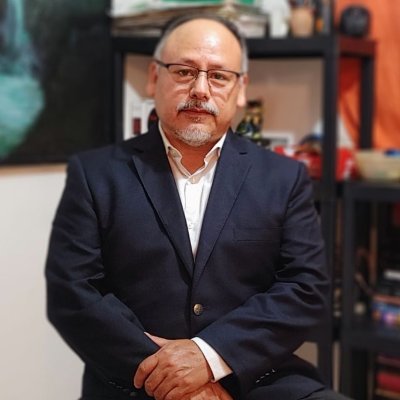 Maestro en Política y Gestión Energética y Medioambiental por FLACSO. Presidente Colegio de Licenciados en Ciencia Política y A. P. de Veracruz; @canamemx