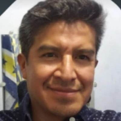 Soy ing civil comerciante vivo en Quito ecuador. Soltero