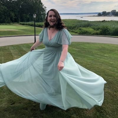 erinmaureen14's profile picture. arts admin & stage manager. very easily bribed with iced coffee and/or m&ms. she/her