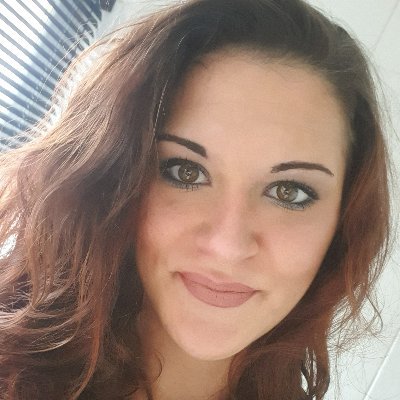 robynlisa92's profile picture. Motto to life - Own it.