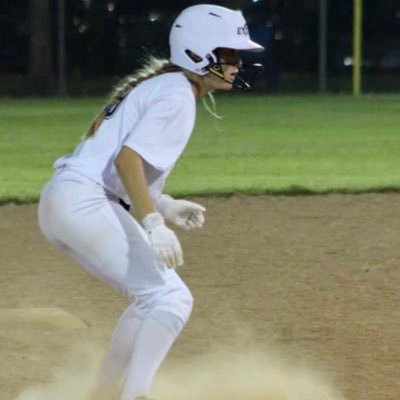 Brandie phillips Azle hs 2024 OF. Black Widows 18u Gold Carrey                            Paris Softball committ 🐉