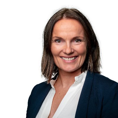 En ihuga vestlending og skientusiast, opptatt av innovasjon, ny teknologi, entreprenørskap og bærekraftige mat systemer. Tweeter egne synspunkter.