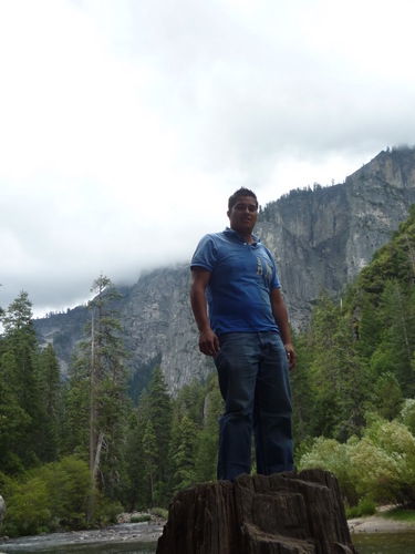 eliarqam's profile picture. 