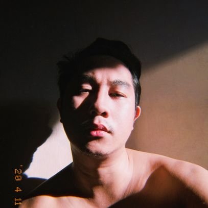 shrwnalvr's profile picture. Humanitarian slash Vegetarian