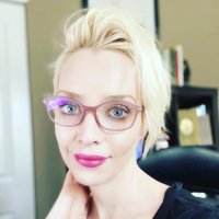 Kira Jane Buxton (@kirajanewrites) 's Twitter Profile