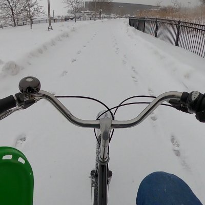 Cycling infrastructure enthusiast. Ride along with me as I explore Chicago, IL by bike. Youtube: https://t.co/jad5SDVO7O