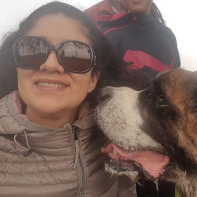 VeroCondor6's profile picture. Educación + Universidad + Desarrollo