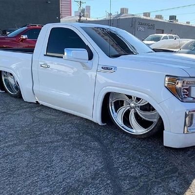 LTakuachin's profile picture. 