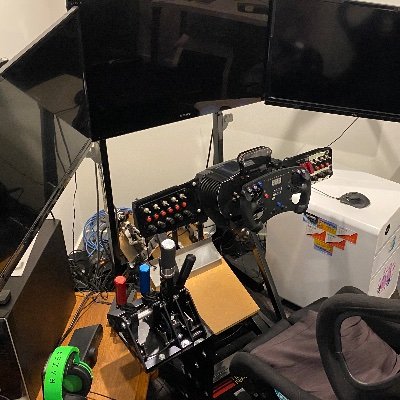 I am a Fridgy on the Gold Coast who loves to hit the race track online with the rest of my team at FridgyChill Racing. Come check us out on Facebook