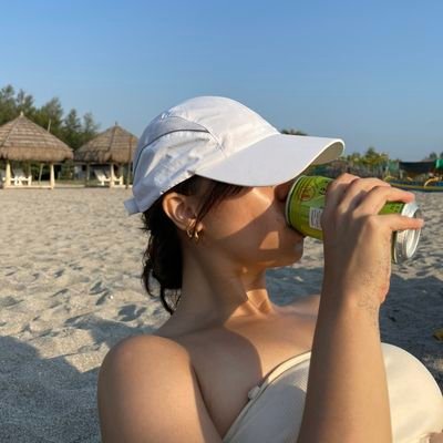 annameds's profile picture. I love cilantro.