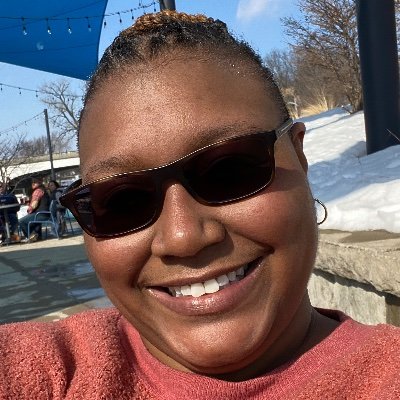 danigirlred's profile picture. 