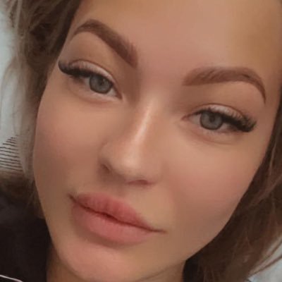 KfHGosQF9mC1rLf's profile picture. ウクライナから日本に来て3年 コロナで職を失ってしまいました