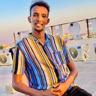 adoo dhaxal reebikara ha noqon
dhibane aan la tabin❤❤🧡💓💯