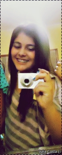 JuliaCostaS's profile picture. .--.