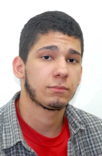 paaulorosa's profile picture. Social Media, web designer, photoshoper, estudante e amante da 7ª arte, defensor dos unicórnios, apaixonado e louco pela mulher mais linda do mundo @strada_