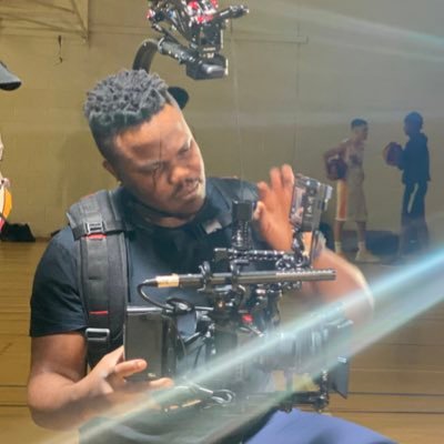 Visual Content Creator for Business, Brands & Artists. 🎬🎥📸 🛠 @xclusivfilms_ #musicvideodirector Uk 🇬🇧🇵🇪 For Productions & More visit...👇