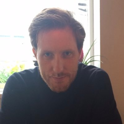 Fodbold og særligt FC København. Medvirker i podcasten Kvart i Bold