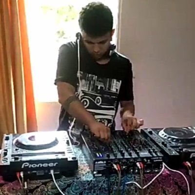 https://t.co/hx79ZmG2rE🎛️❤️🇪🇨
@sugarhouse
#sugarhouse
PRODUCTOR DE MÚSICA ELECTRÓNICA
#HOUSEMUSIC