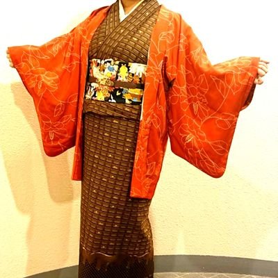 rian_shk's profile picture. 関西在住。ミュージカル（主にＯＳＫ（唯城ありす様♡）好き。公演期間は感想でＴＬ埋めます。着物エンジョイ勢。写真や動画の転載はお止め下さい。