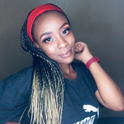 BlackRose440's profile picture. Dipped in honey🍯 Fivehead ambassador😂 Qualified Somatologist🎓📚 DM is not a playground angithi😇