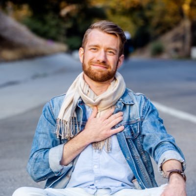 CharlieKVision's profile picture. Blind spiritual leader and musician helping people discover their inner vision. 👁       Founder @_singinginthedark_           FREE experience below.👇🏼